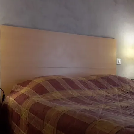 Hotel Le Foch *