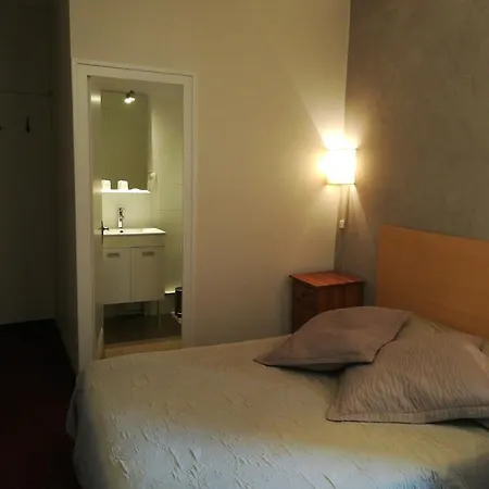 Le Foch Hotel