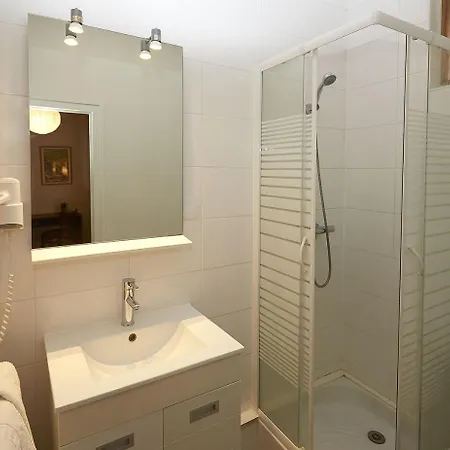 Hotel Le Foch *